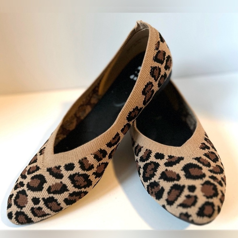 A New Day Leopard Flats Women’s Size 7.5